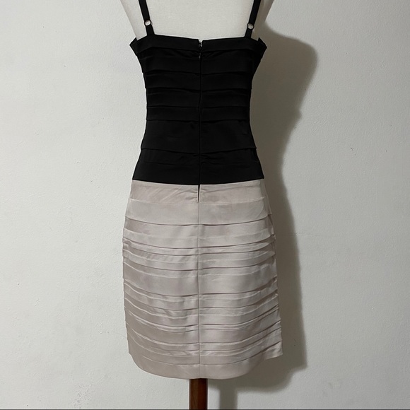 BCBGMAXAZRIA Black and Gray Dress - Picture 3 of 11